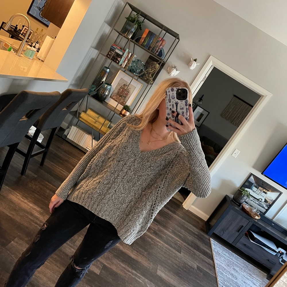 Marled grey & white V neck sweater, EXPRESS, size XS